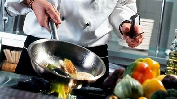 “Underkitchen”: l’Ambasciata Malese cucina nelle scuole alberghiere Italiane